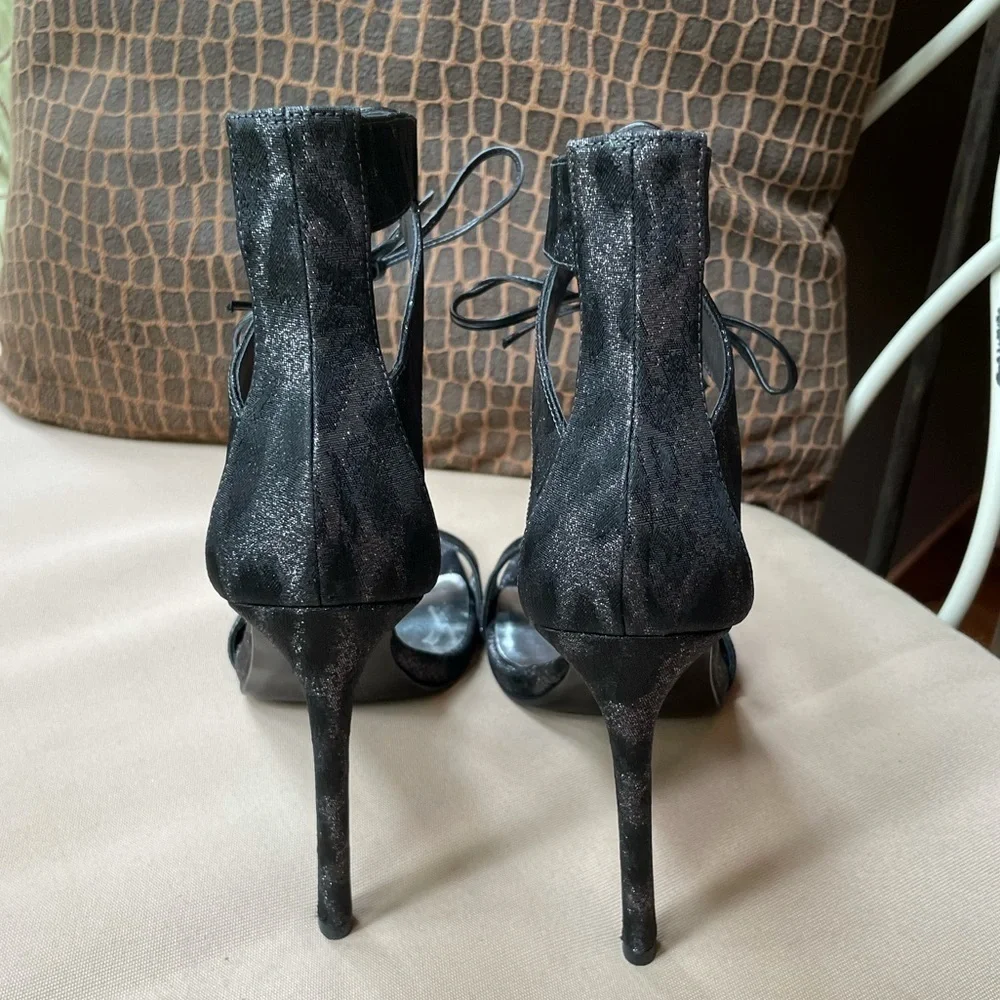 NEW Stuart Weitzman Tynela Ankle Tie Sandal in‎ Black Size 9.5